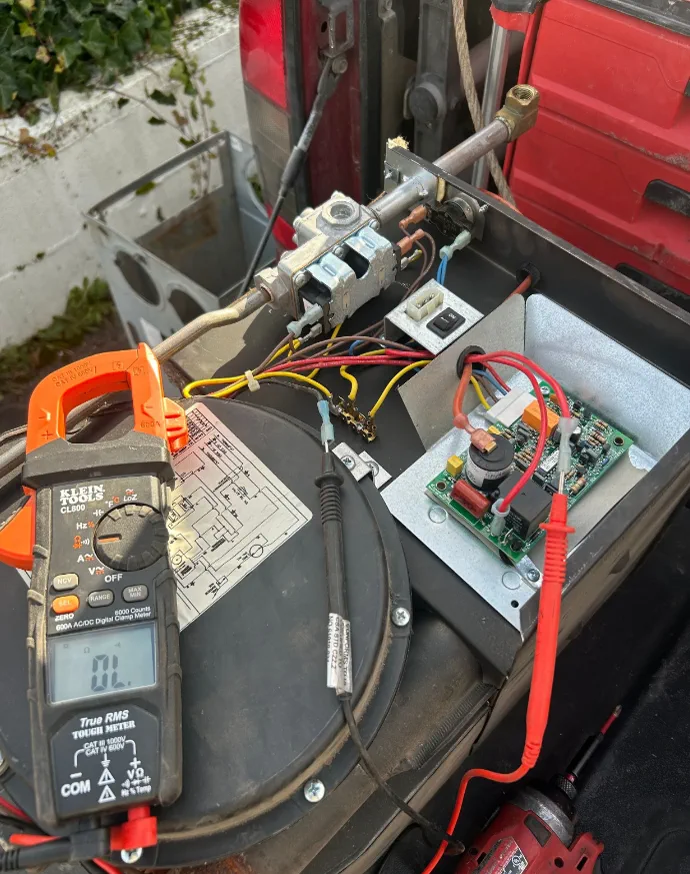 RV AC technician diagnosing a Dometic unit at a Miami-Dade campground